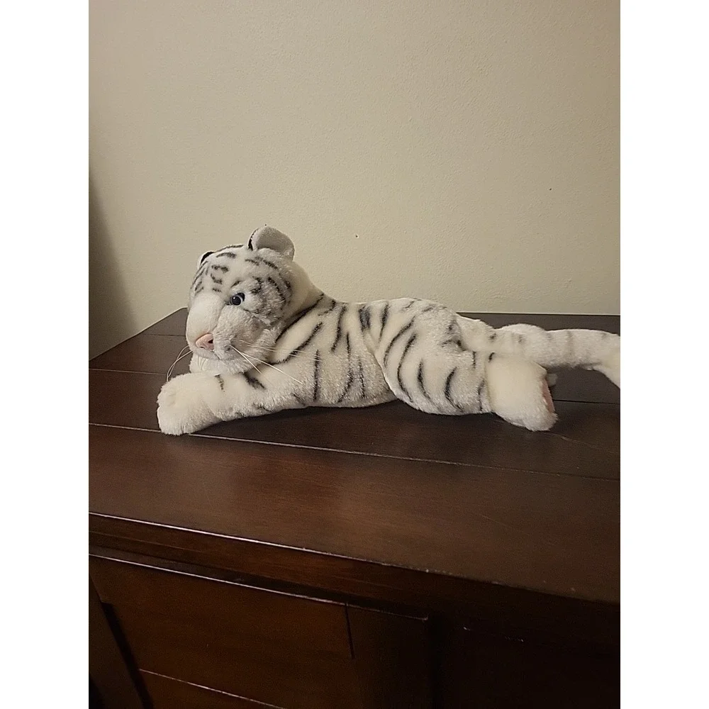 Beautiful White Beagle Tiger Plush Made Exclusively For The Mirage‎ LAS VEGAS